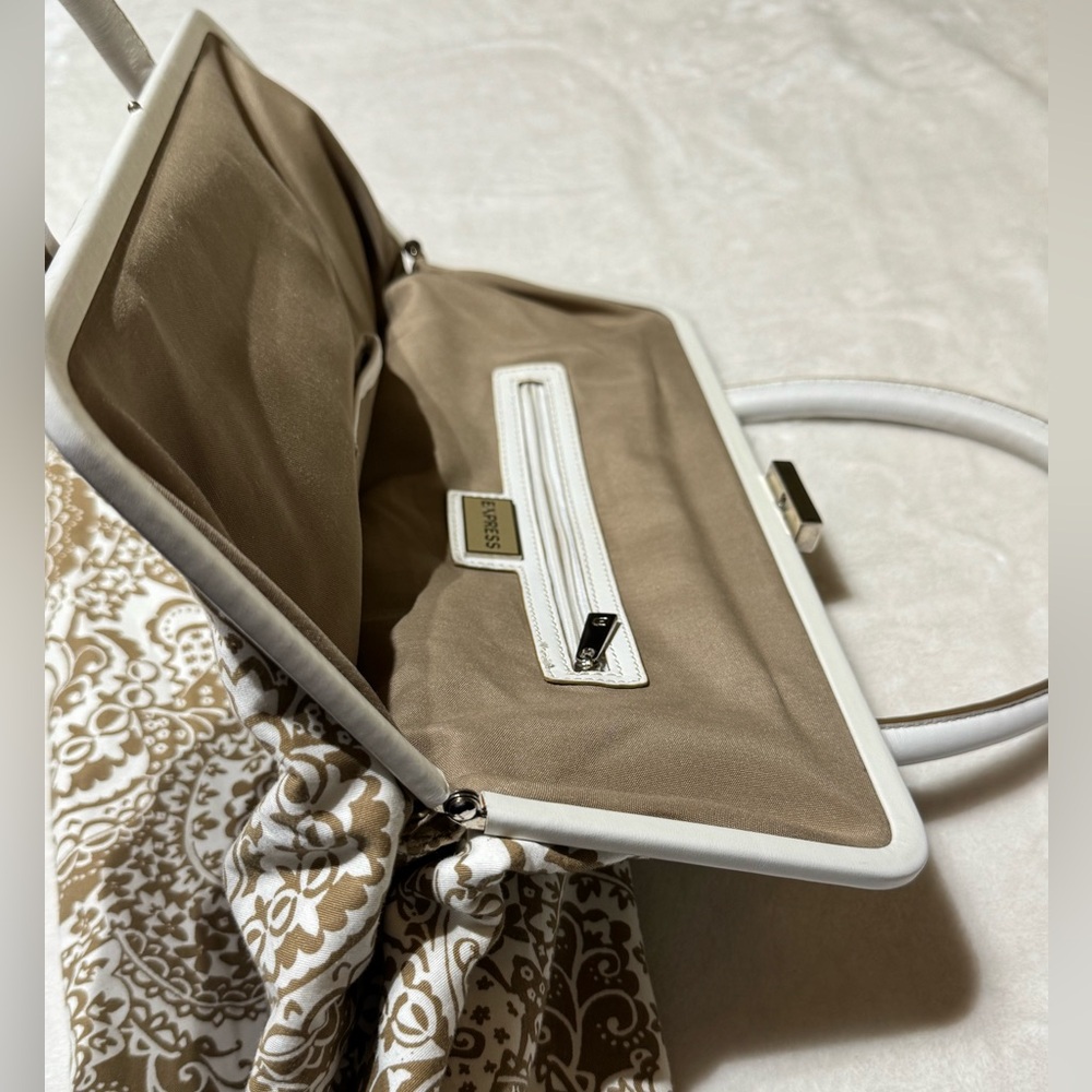 Express White & Light Brown Paisley Fabric Oversized Satchel Bag. Express clasp - Picture 11 of 15